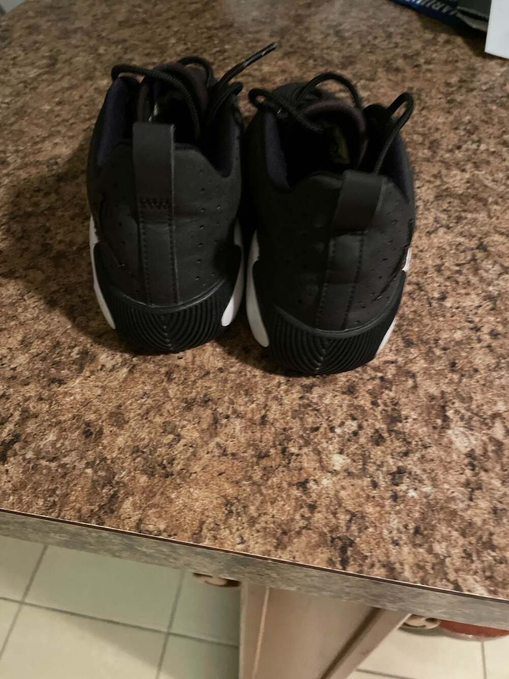 Nike AIR Jordan 23 "Breakout" Men’s Black Slip-On Basketball/Trainer Shoes - Picture 4 of 8